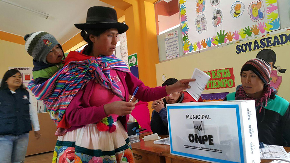 Perspectiva Latinoamericana | 10 Claves que definirán la reconfiguración del escenario boliviano