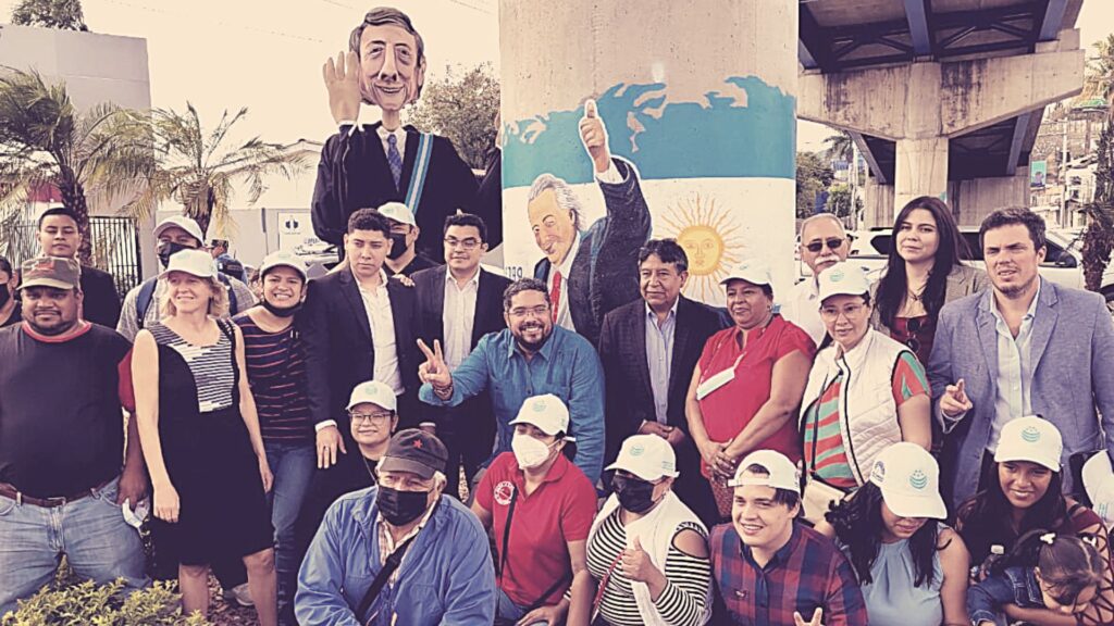 Honduras: Congreso Internacional y homenaje a Néstor Carlos Kirchner
