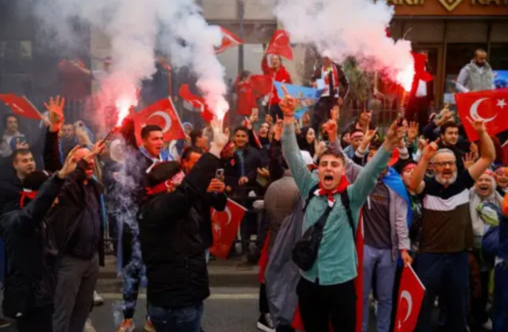 Erdogan reelecto en Turquía mientras el PP avanza en España