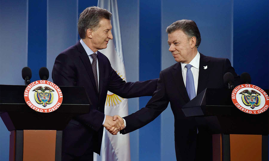 Argentina por medio de su Presidente, Mauricio Macri, ofreció este miércoles su concurso para impulsar el posconflicto colombiano. El Mandatario se reunió con su homólogo colombiano, Juan Manuel Santos.